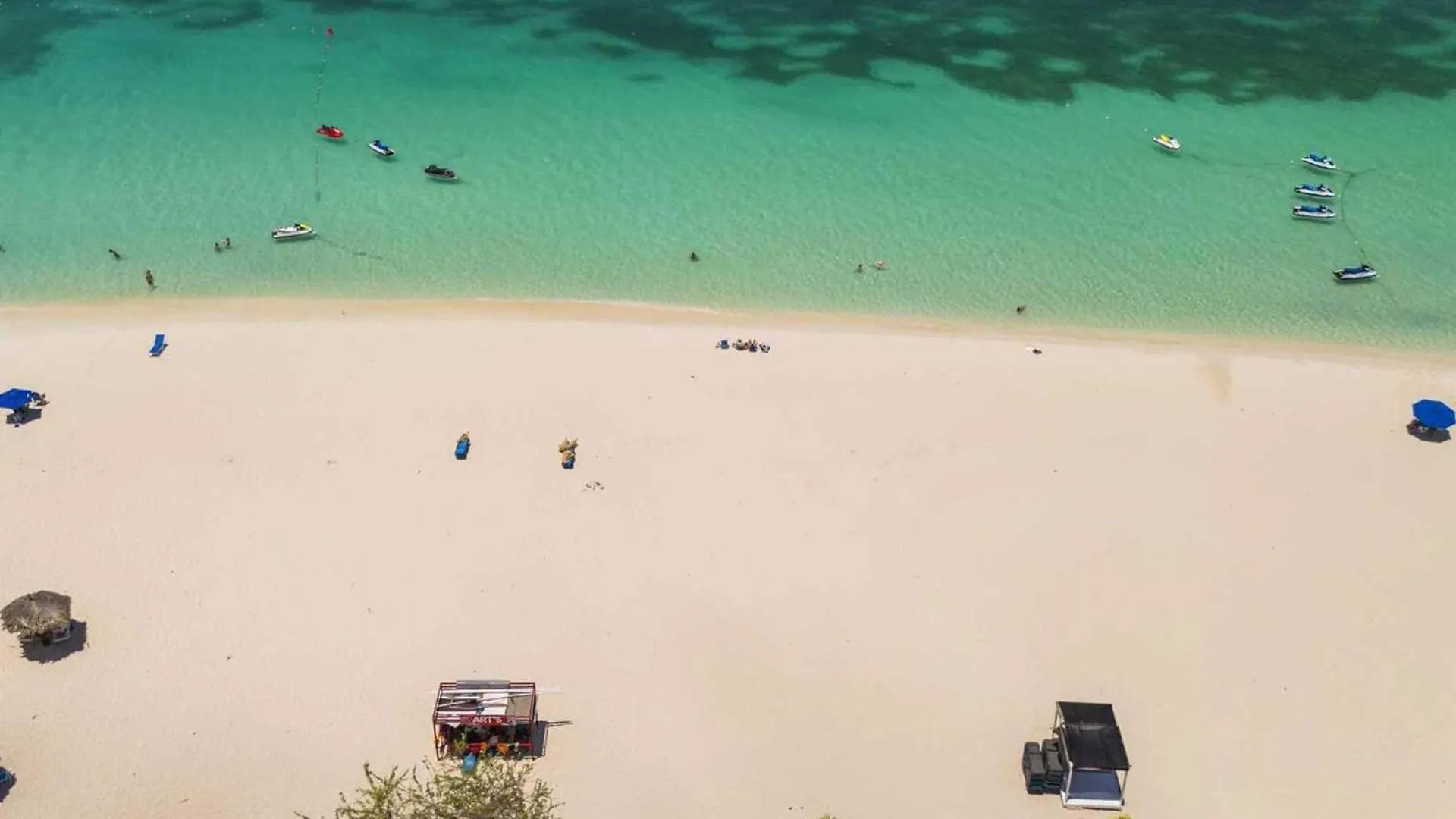 Сasa de vacaciones Eagle Beach - Serenity By The Sea 3Br Condo -Lv301 Palm Beach Aruba